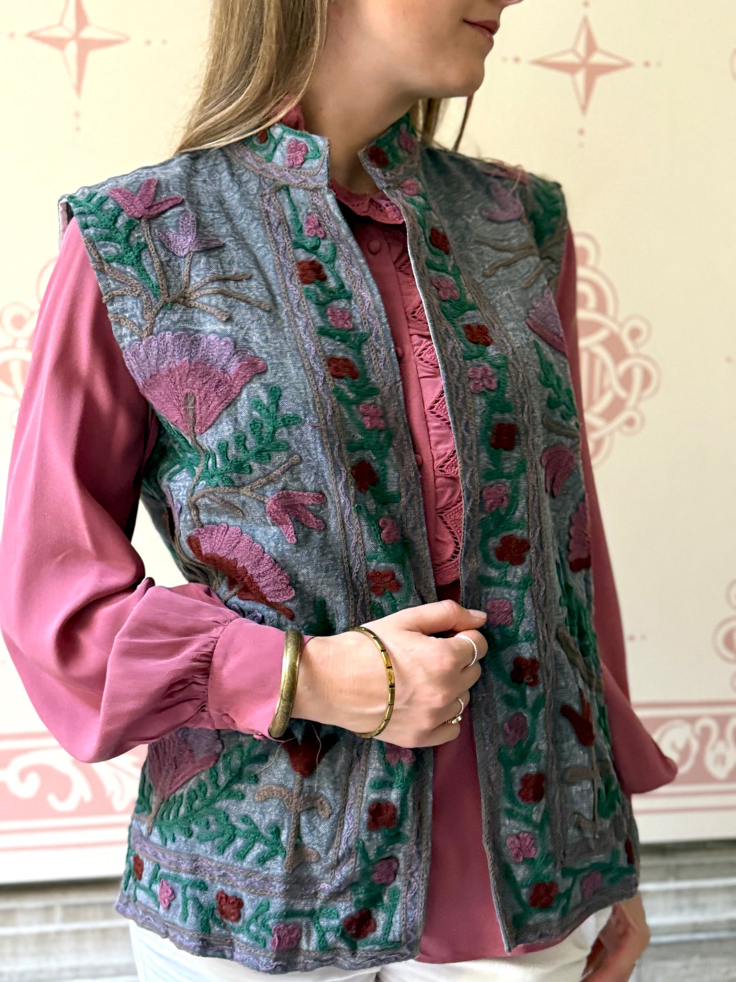Gilet Suzani in cotone ricamato