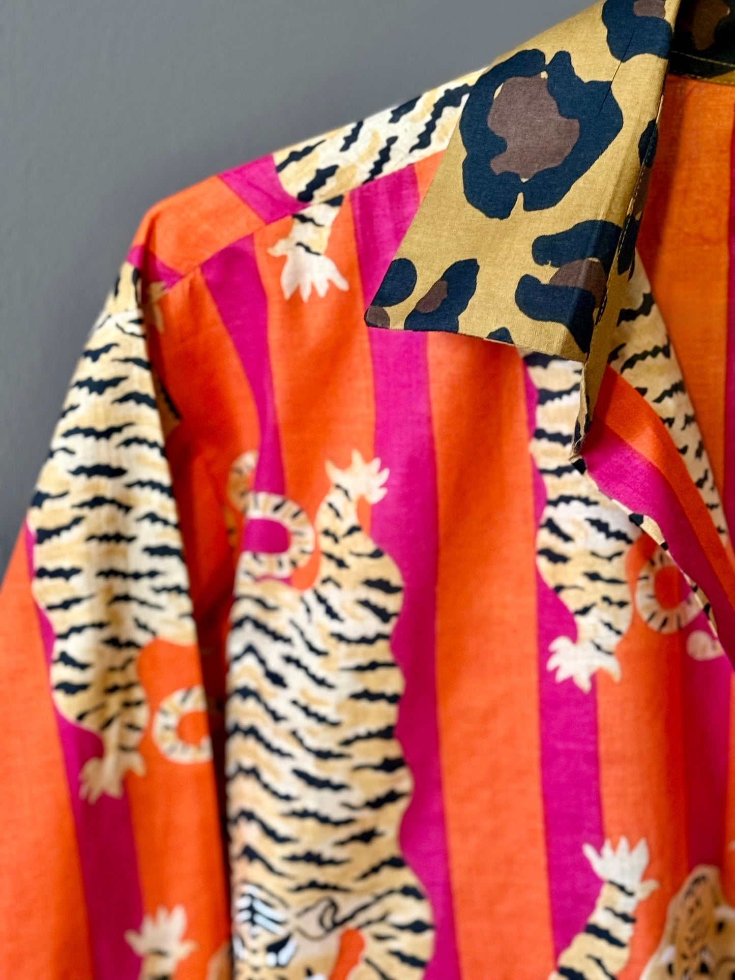 Camicia in cotone organico - Tigre Tibetana maculata