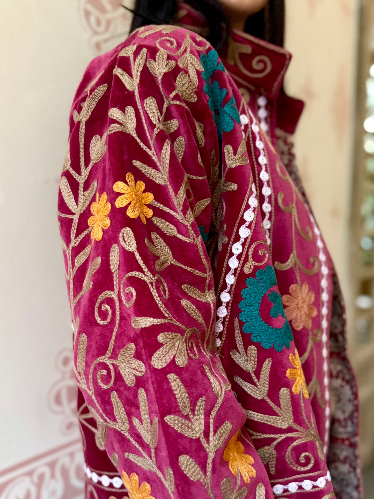 Paris Velvet Suzani Embroidered Jacket - Bordeaux/Beige One Size