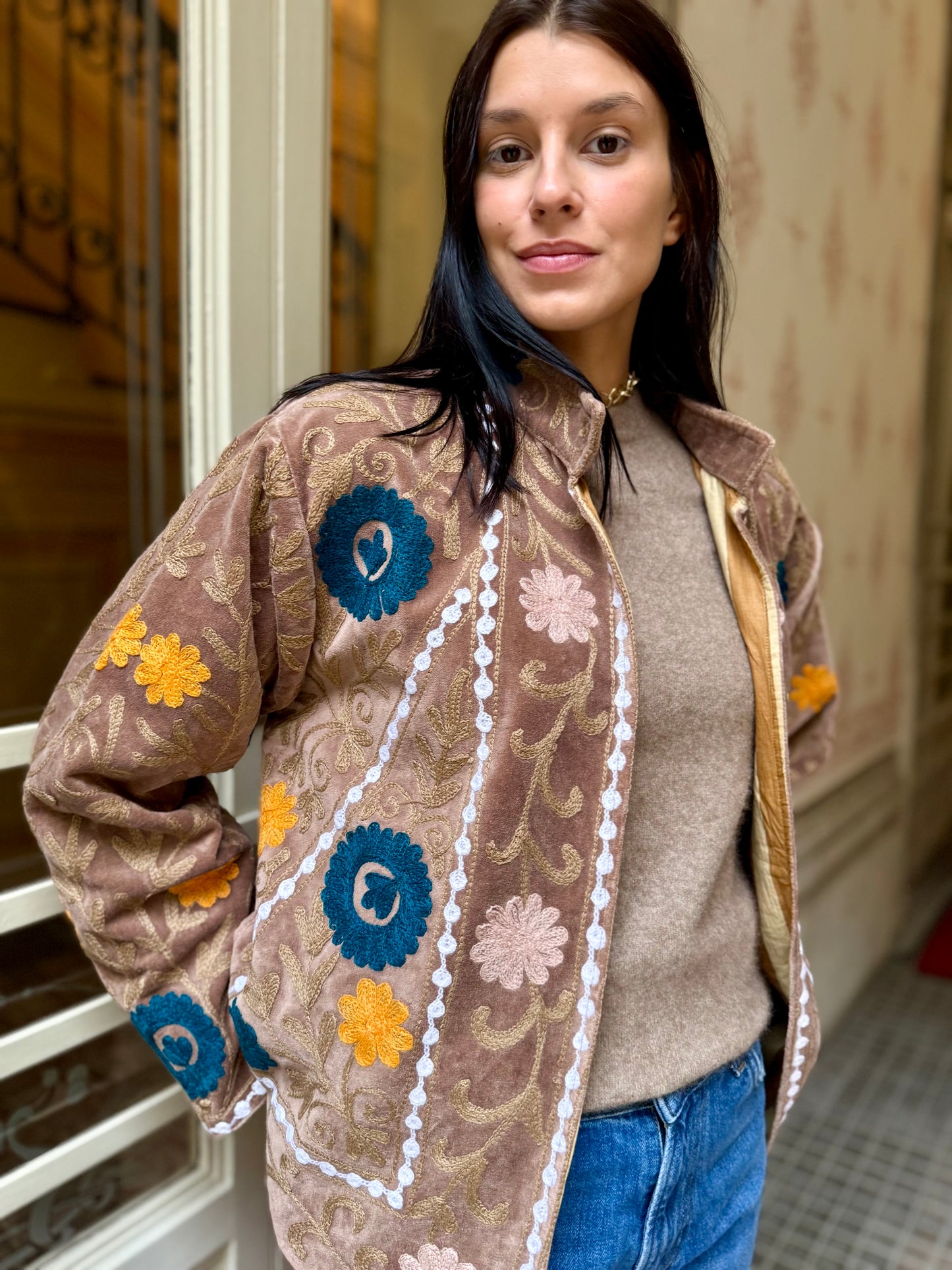 Paris Velvet Suzani Embroidered Jacket - Bordeaux/Beige One Size