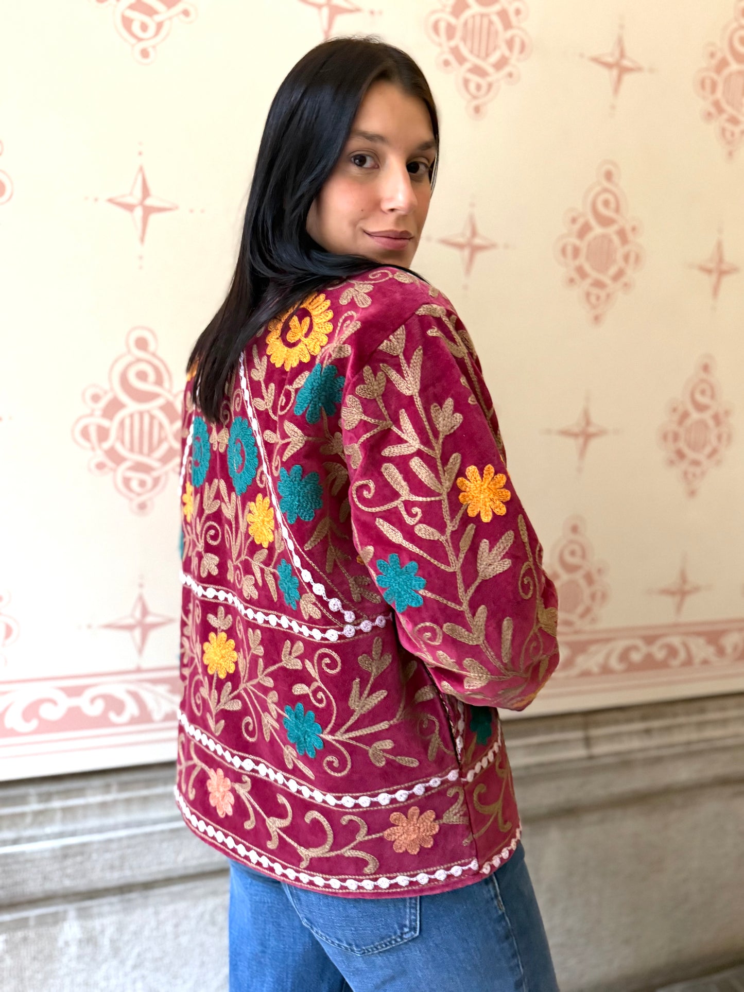 Paris Velvet Suzani Embroidered Jacket - Bordeaux/Beige One Size