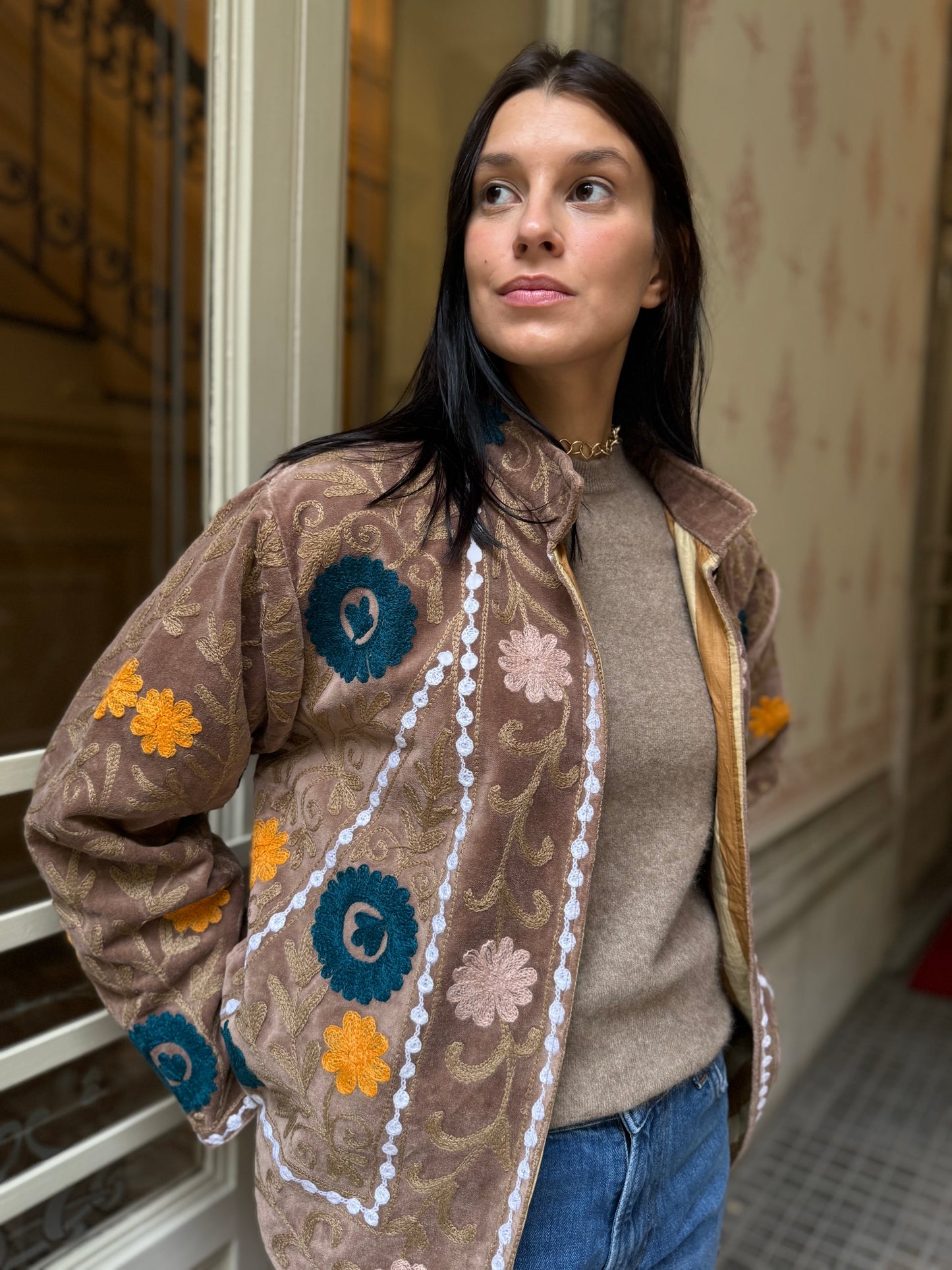 Paris Velvet Suzani Embroidered Jacket - Bordeaux/Beige One Size