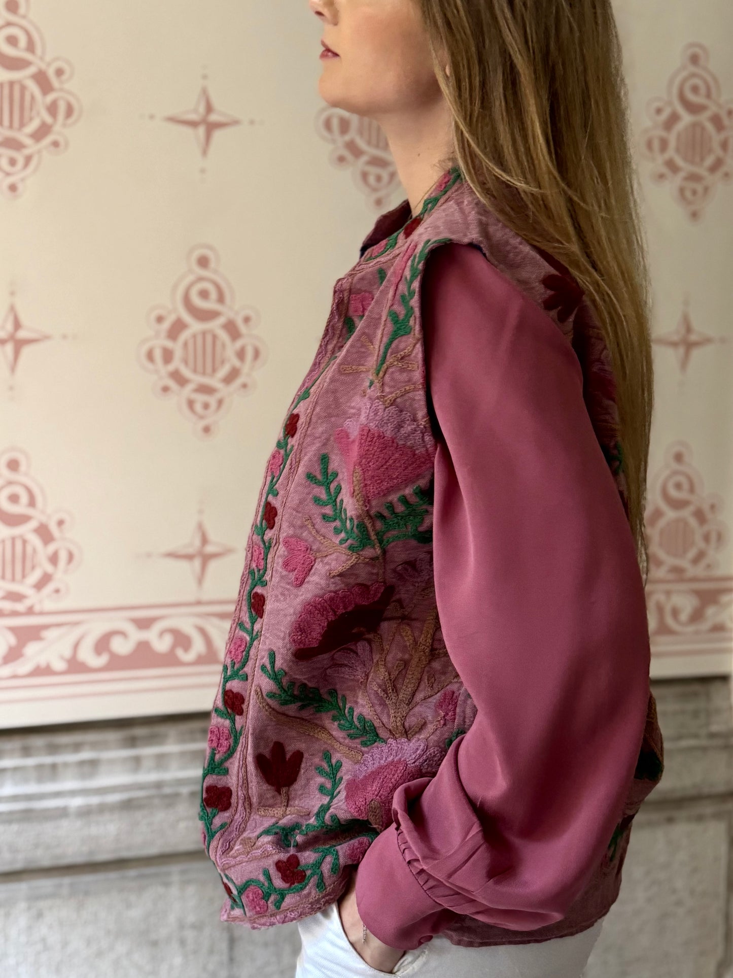 Gilet Suzani in cotone ricamato 