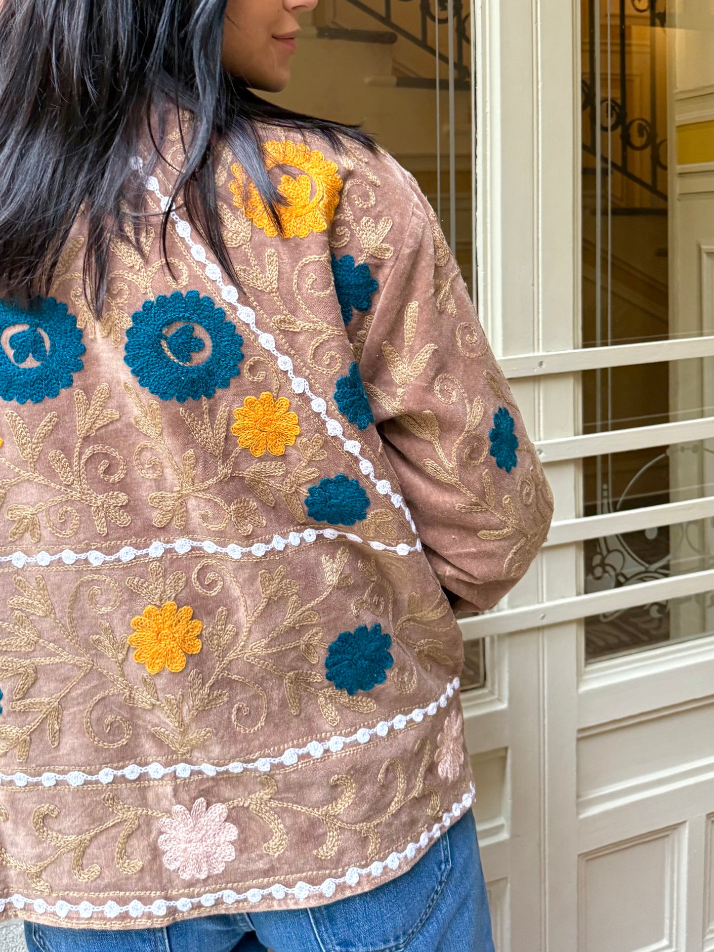 Paris Velvet Suzani Embroidered Jacket - Bordeaux/Beige One Size